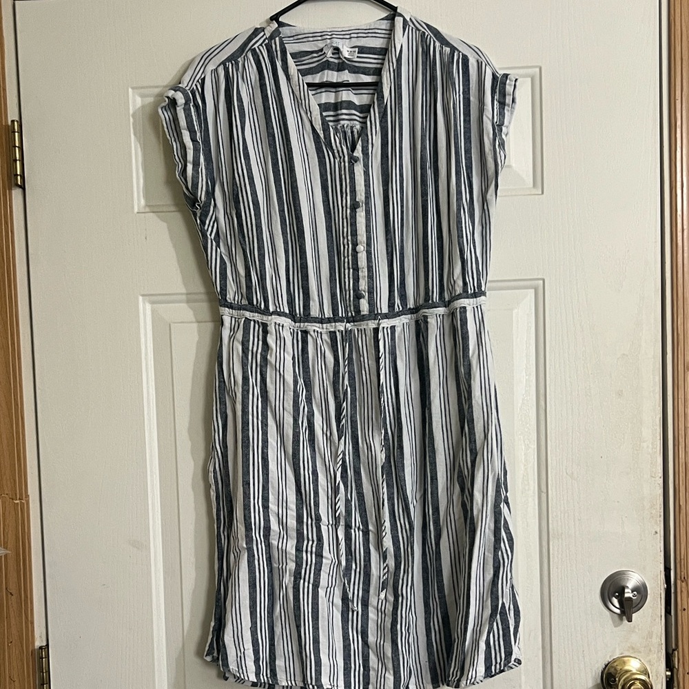 Time and Tru Navy and White Striped Top